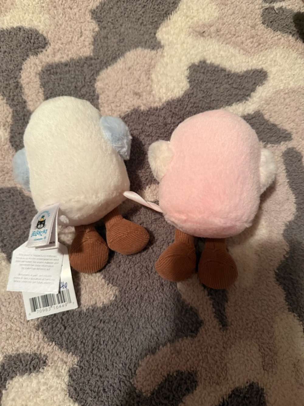 Jellycat Amuseables Toastie Pink and White Marshmallows - Picture 2 of 3